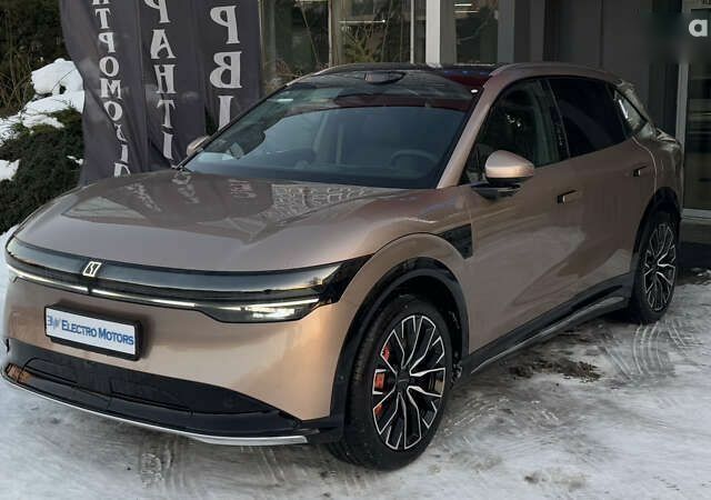 Zeekr 7X, объемом двигателя 4.25 л и пробегом 1 тыс. км за 42999 $, фото 3 на Automoto.ua