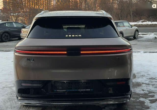 Zeekr 7X, объемом двигателя 4.25 л и пробегом 1 тыс. км за 42999 $, фото 12 на Automoto.ua