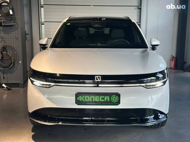 Zeekr 7X, объемом двигателя 4.25 л и пробегом 1 тыс. км за 39300 $, фото 1 на Automoto.ua