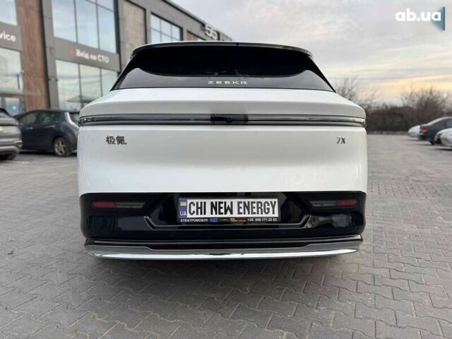 Zeekr 7X, объемом двигателя 0 л и пробегом 10 тыс. км за 43500 $, фото 3 на Automoto.ua