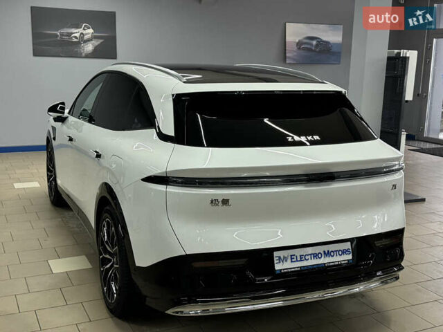 Zeekr 7X, объемом двигателя 0 л и пробегом 1 тыс. км за 41999 $, фото 3 на Automoto.ua
