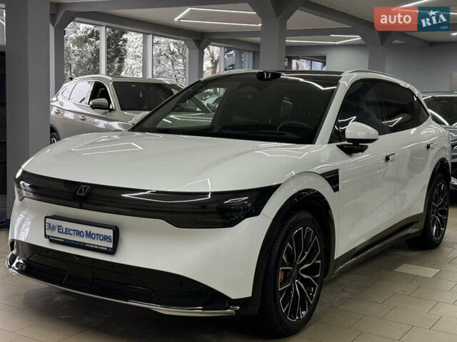 Zeekr 7X, объемом двигателя 0 л и пробегом 1 тыс. км за 41999 $, фото 9 на Automoto.ua