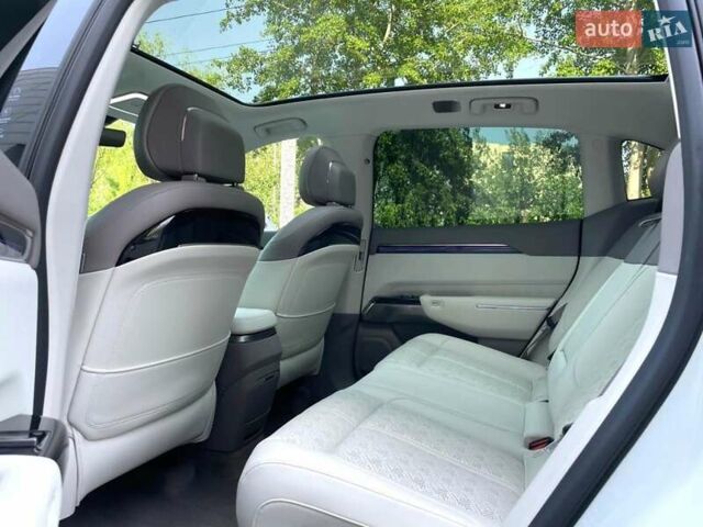 Zeekr 7X, объемом двигателя 0 л и пробегом 14 тыс. км за 37500 $, фото 7 на Automoto.ua
