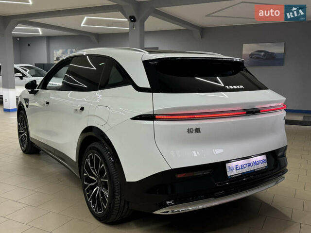 Zeekr 7X, объемом двигателя 0 л и пробегом 1 тыс. км за 41999 $, фото 23 на Automoto.ua