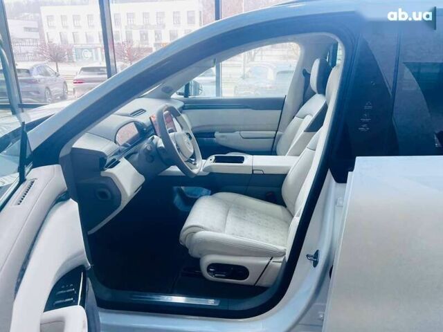 Zeekr 7X, объемом двигателя 0 л и пробегом 1 тыс. км за 36000 $, фото 9 на Automoto.ua