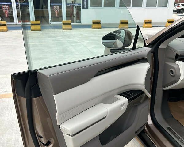 Zeekr 7X, объемом двигателя 0 л и пробегом 1 тыс. км за 37900 $, фото 6 на Automoto.ua
