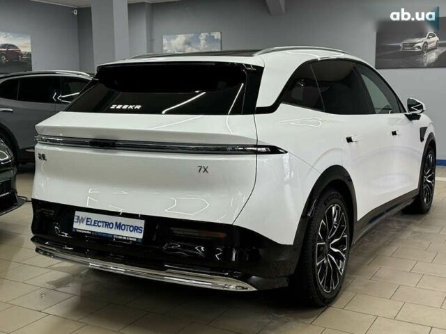 Zeekr 7X, объемом двигателя 0 л и пробегом 1 тыс. км за 42499 $, фото 5 на Automoto.ua