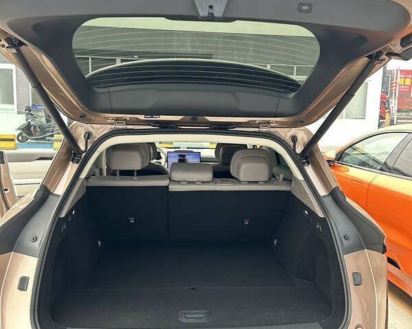 Zeekr 7X, объемом двигателя 0 л и пробегом 1 тыс. км за 37900 $, фото 14 на Automoto.ua
