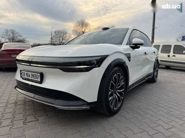 Zeekr 7X, объемом двигателя 0 л и пробегом 10 тыс. км за 43500 $, фото 7 на Automoto.ua