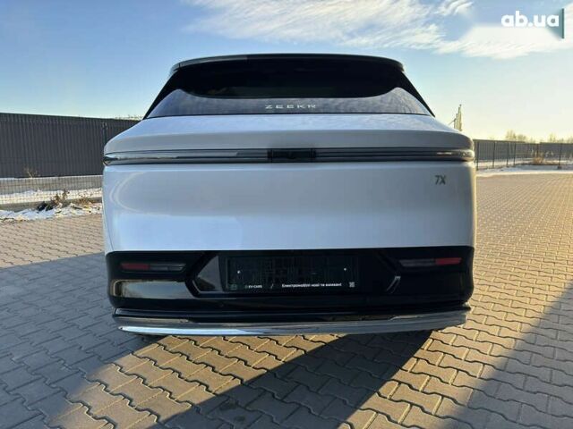 Zeekr 7X, объемом двигателя 0 л и пробегом 1 тыс. км за 39999 $, фото 11 на Automoto.ua