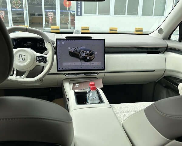 Zeekr 7X, объемом двигателя 0 л и пробегом 1 тыс. км за 37900 $, фото 13 на Automoto.ua