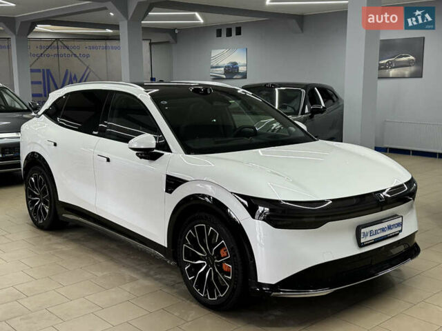 Zeekr 7X, объемом двигателя 0 л и пробегом 1 тыс. км за 41999 $, фото 2 на Automoto.ua
