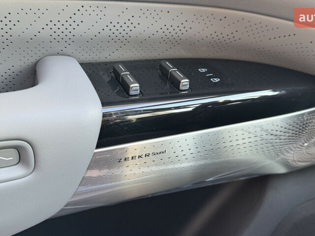 Zeekr 7X, объемом двигателя 0 л и пробегом 0 тыс. км за 44900 $, фото 16 на Automoto.ua