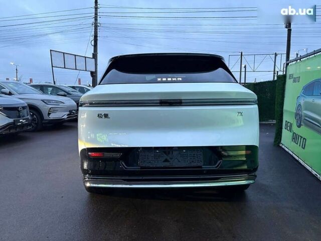Zeekr 7X, объемом двигателя 0 л и пробегом 1 тыс. км за 39800 $, фото 11 на Automoto.ua