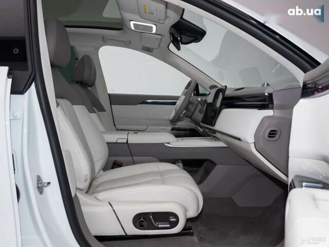Zeekr 7X, объемом двигателя 0 л и пробегом 1 тыс. км за 38750 $, фото 9 на Automoto.ua