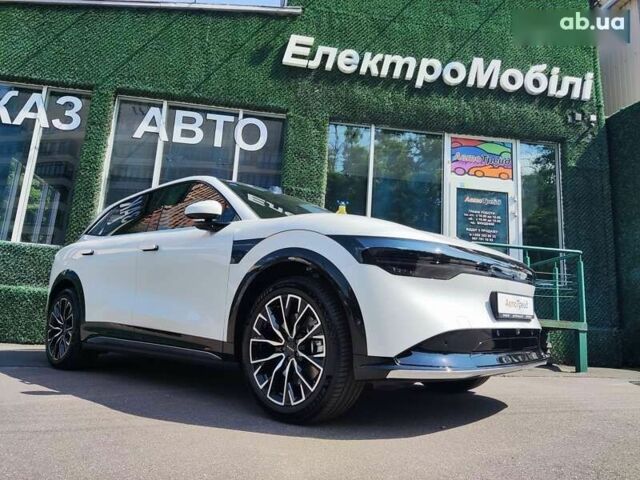 Zeekr 7X 2025 в Киеве на Automoto.ua Zeekr 7X, объемом двигателя 0 л и пробегом 1 тыс. км за 33790 $, фото 3 на Automoto.ua