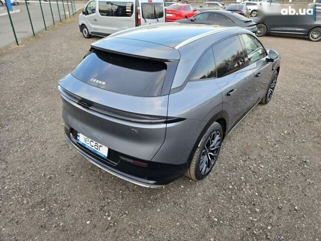 Zeekr 7X, объемом двигателя 0 л и пробегом 1 тыс. км за 39888 $, фото 14 на Automoto.ua