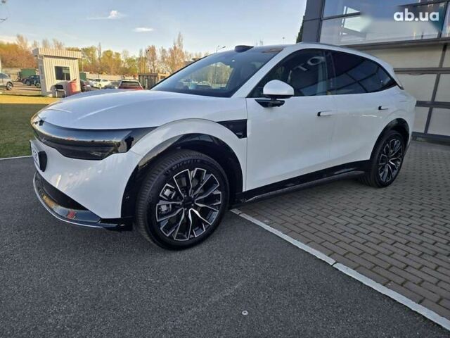 Zeekr 7X, объемом двигателя 0 л и пробегом 1 тыс. км за 39888 $, фото 19 на Automoto.ua