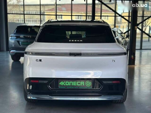 Zeekr 7X, объемом двигателя 0 л и пробегом 1 тыс. км за 40700 $, фото 4 на Automoto.ua
