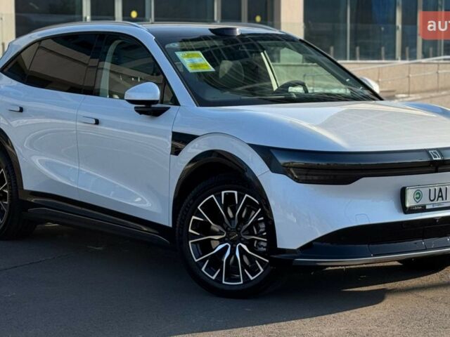 Zeekr 7X, об'ємом двигуна 0 л та пробігом 0 тис. км за 33999 $, фото 2 на Automoto.ua