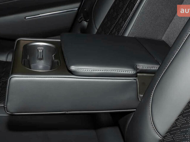 Zeekr 7X, объемом двигателя 0 л и пробегом 0 тыс. км за 46350 $, фото 17 на Automoto.ua