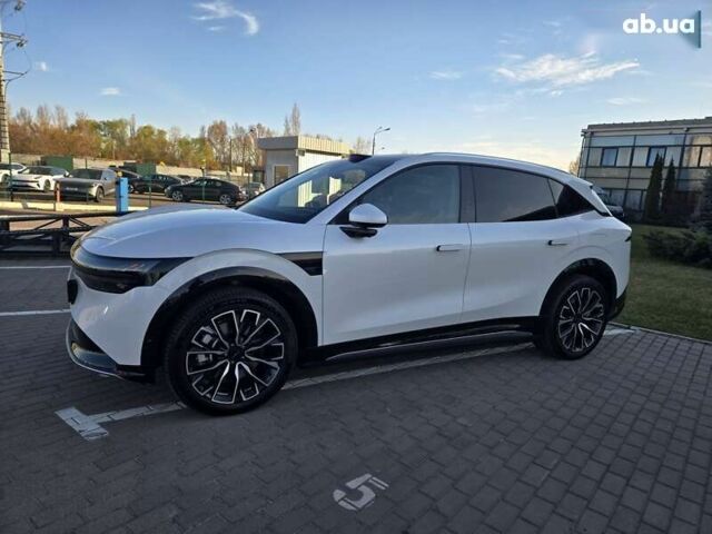 Zeekr 7X, объемом двигателя 0 л и пробегом 1 тыс. км за 32888 $, фото 15 на Automoto.ua