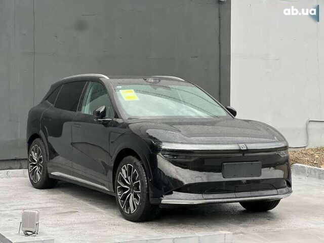 Zeekr 7X, объемом двигателя 0 л и пробегом 1 тыс. км за 40700 $, фото 2 на Automoto.ua