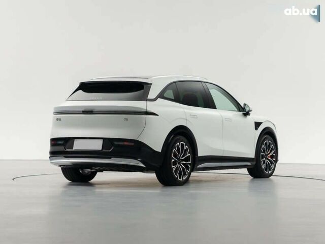 Zeekr 7X, объемом двигателя 0 л и пробегом 1 тыс. км за 38800 $, фото 4 на Automoto.ua