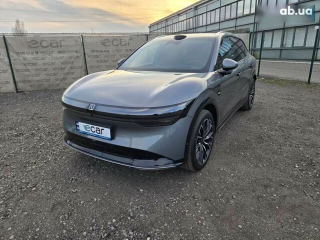 Zeekr 7X, объемом двигателя 0 л и пробегом 1 тыс. км за 39888 $, фото 3 на Automoto.ua