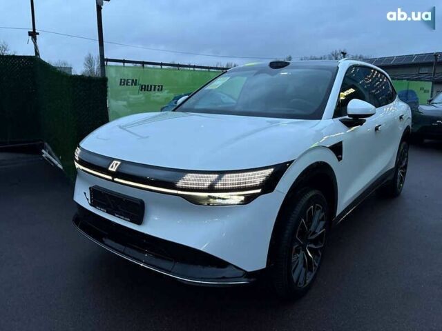 Zeekr 7X, объемом двигателя 0 л и пробегом 1 тыс. км за 39800 $, фото 4 на Automoto.ua