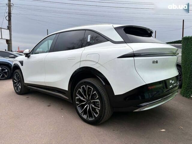 Zeekr 7X, объемом двигателя 0 л и пробегом 1 тыс. км за 42500 $, фото 5 на Automoto.ua