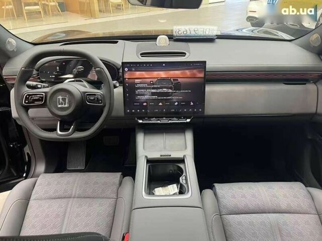 Zeekr 7X, объемом двигателя 0 л и пробегом 1 тыс. км за 40499 $, фото 5 на Automoto.ua