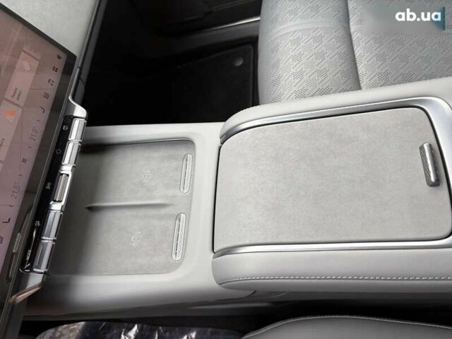 Zeekr 7X, объемом двигателя 0 л и пробегом 1 тыс. км за 45200 $, фото 27 на Automoto.ua