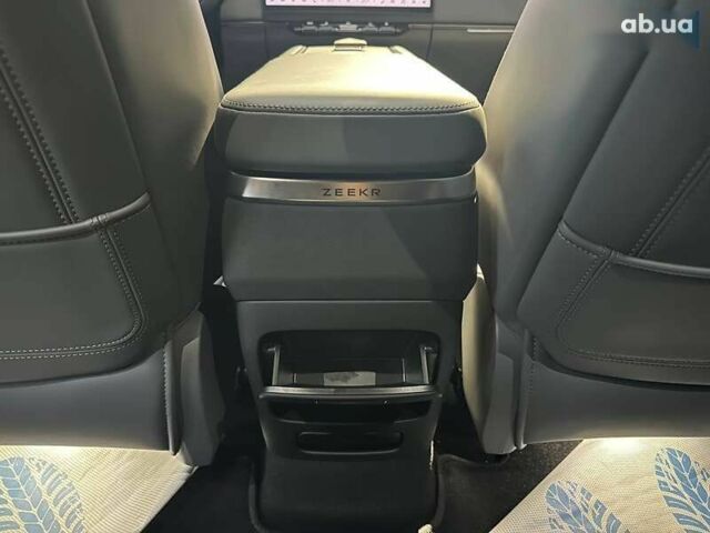 Zeekr 7X, объемом двигателя 0 л и пробегом 1 тыс. км за 39500 $, фото 23 на Automoto.ua