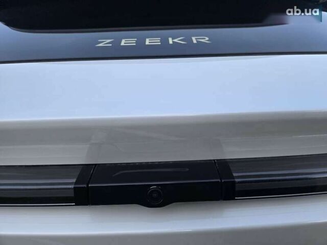 Zeekr 7X, объемом двигателя 0 л и пробегом 1 тыс. км за 32888 $, фото 22 на Automoto.ua