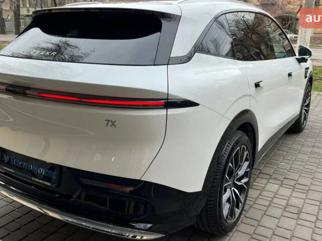 Zeekr 7X 2025 года купить новое авто Zeekr 7X 2025 года от официального дилера Petr Zeekr фото
