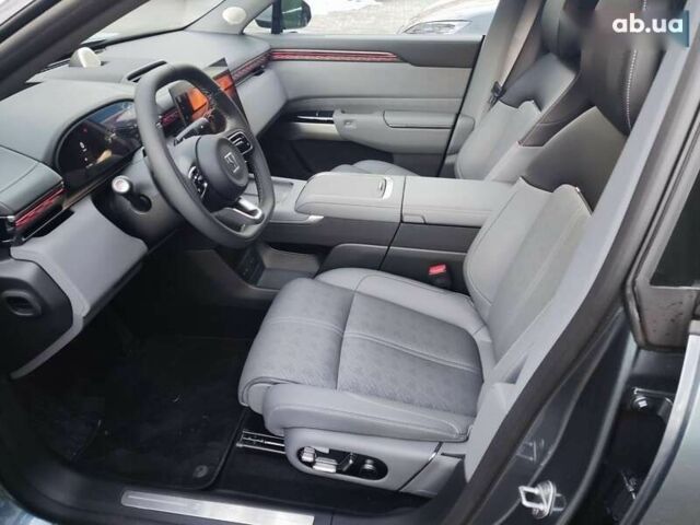 Zeekr 7X, объемом двигателя 0 л и пробегом 1 тыс. км за 38295 $, фото 6 на Automoto.ua