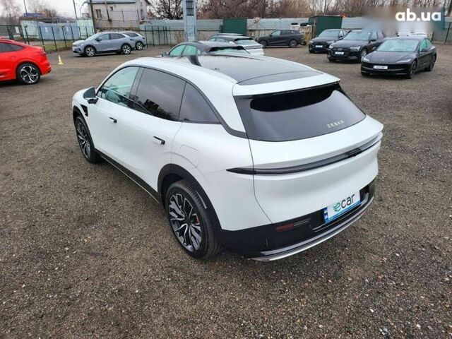 Zeekr 7X, объемом двигателя 0 л и пробегом 1 тыс. км за 32988 $, фото 9 на Automoto.ua