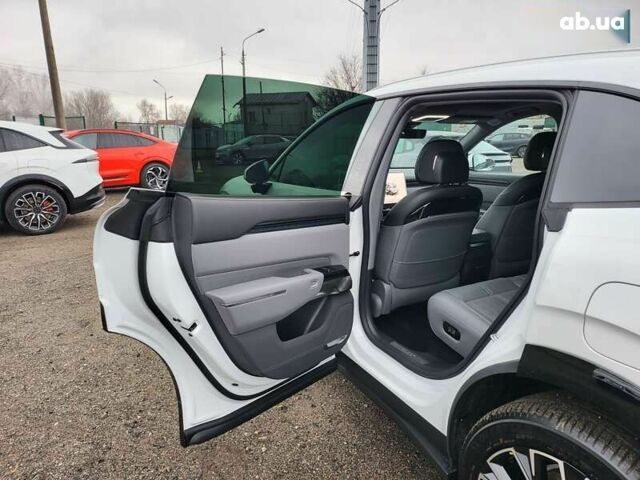 Zeekr 7X, объемом двигателя 0 л и пробегом 1 тыс. км за 32988 $, фото 16 на Automoto.ua