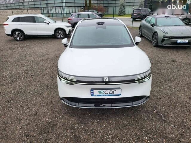 Zeekr 7X, объемом двигателя 0 л и пробегом 1 тыс. км за 32988 $, фото 4 на Automoto.ua