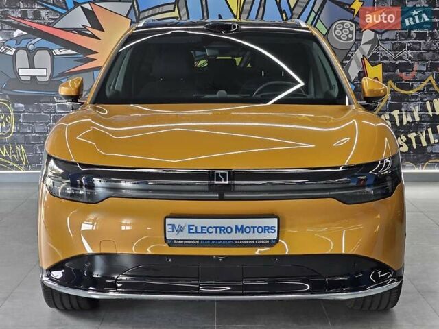Zeekr 7X 2024 в Днепре (Днепропетровске) на Automoto.ua Желтый Zeekr 7X, объемом двигателя 0 л и пробегом 12 тыс. км за 43200 $, фото 2 на Automoto.ua