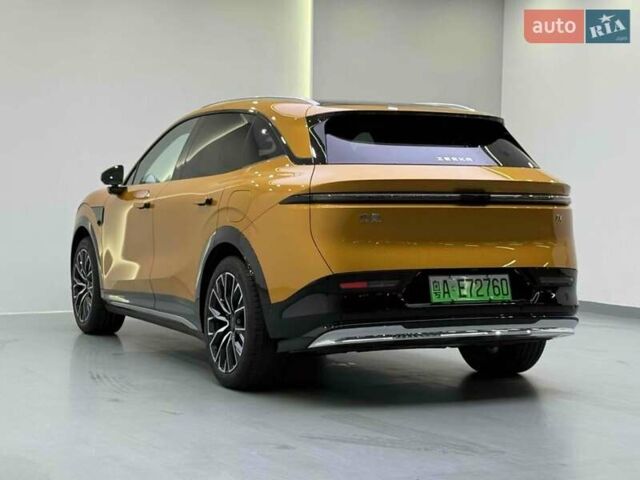 Жовтий Zeekr 7X, об'ємом двигуна 0 л та пробігом 6 тис. км за 38000 $, фото 2 на Automoto.ua