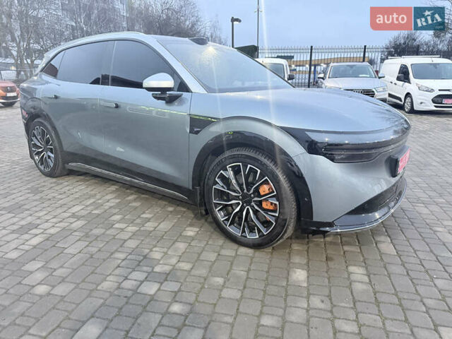 Серый Zeekr 7X, объемом двигателя 0 л и пробегом 3 тыс. км за 44900 $, фото 10 на Automoto.ua