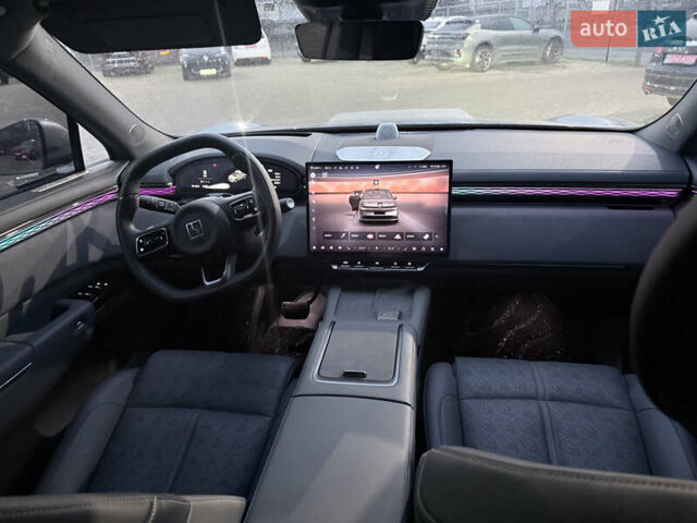 Серый Zeekr 7X, объемом двигателя 0 л и пробегом 3 тыс. км за 44900 $, фото 14 на Automoto.ua