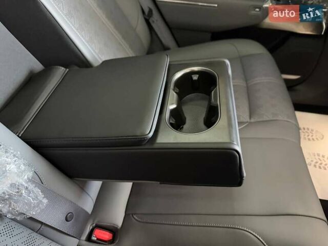 Серый Zeekr 7X, объемом двигателя 0 л и пробегом 1 тыс. км за 36899 $, фото 23 на Automoto.ua