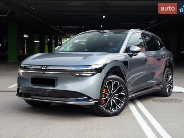 Сірий Zeekr 7X, об'ємом двигуна 0 л та пробігом 7 тис. км за 39900 $, фото 3 на Automoto.ua