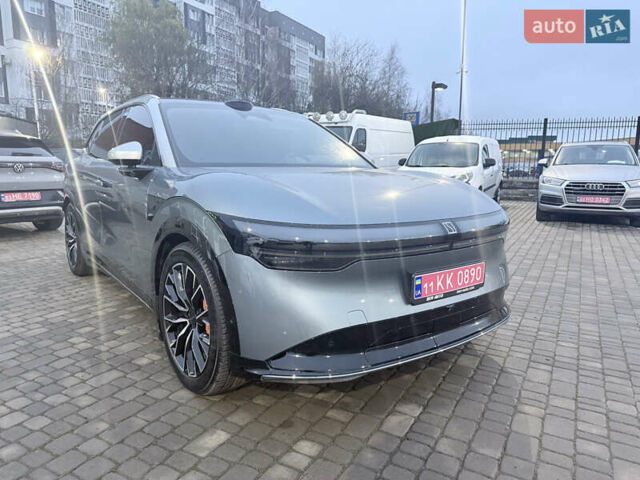 Серый Zeekr 7X, объемом двигателя 0 л и пробегом 3 тыс. км за 44900 $, фото 12 на Automoto.ua