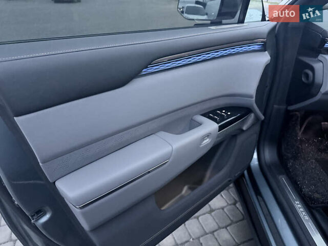 Серый Zeekr 7X, объемом двигателя 0 л и пробегом 3 тыс. км за 44900 $, фото 27 на Automoto.ua