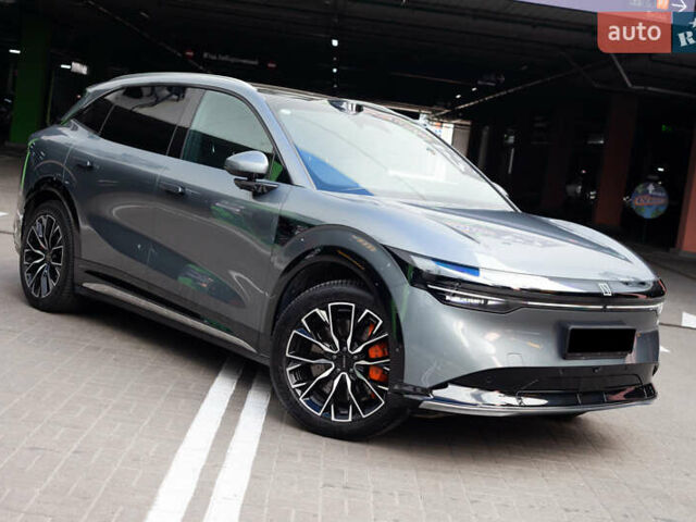 Сірий Zeekr 7X, об'ємом двигуна 0 л та пробігом 7 тис. км за 39900 $, фото 13 на Automoto.ua
