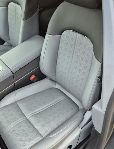 Сірий Zeekr 7X, об'ємом двигуна 0 л та пробігом 1 тис. км за 46500 $, фото 31 на Automoto.ua